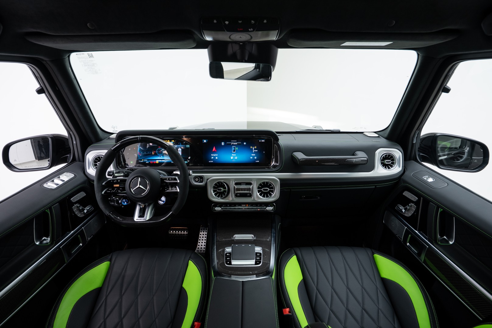 2025 MERCEDES BENZ G63 AMG | EXTENDED NIGHT PACKAGE | MANUFAKTUR NAPPA LEATHER DIAMOND QUILT | REAR
